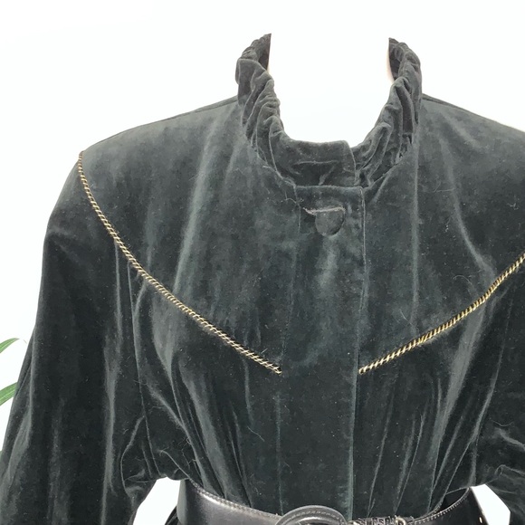 v i n t a g e :: Romantic Soft Velvet Longline Buttoned Coat - Picture 12 of 14